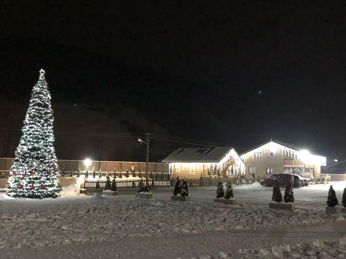 D' Magic Otel Brosteni Dış mekan fotoğraf