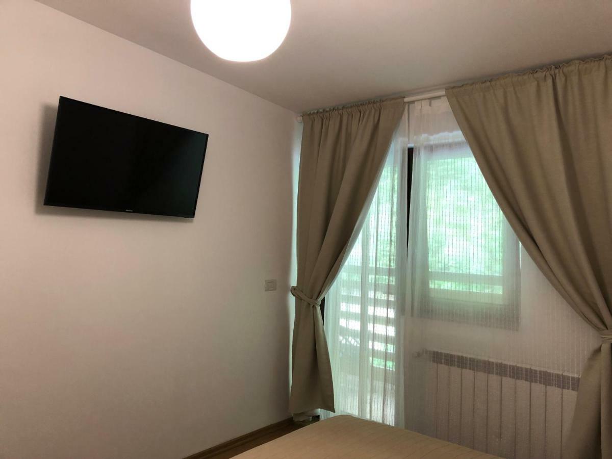 D' Magic Otel Brosteni Dış mekan fotoğraf