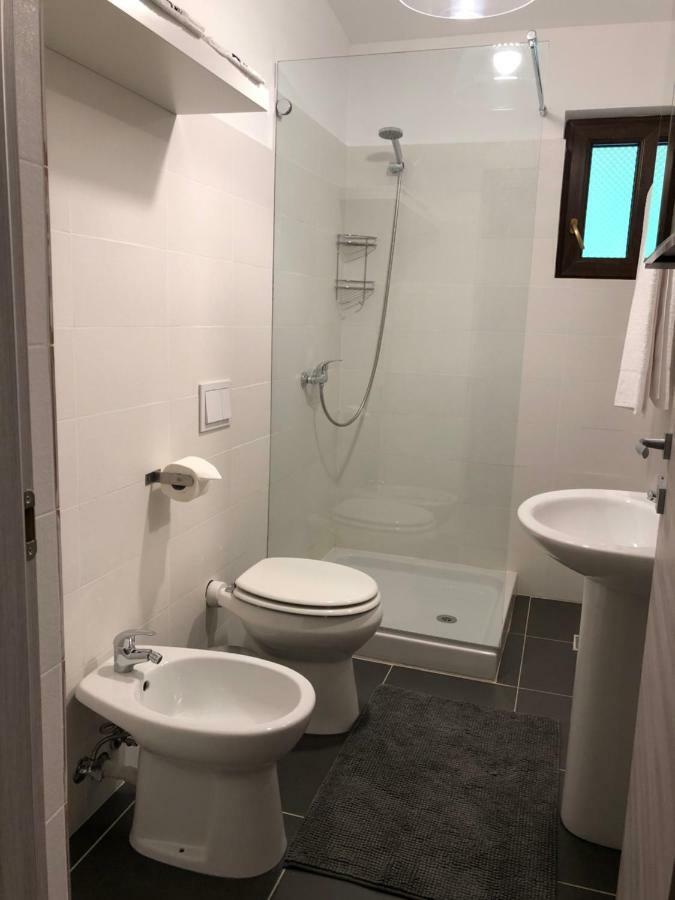 D' Magic Otel Brosteni Dış mekan fotoğraf